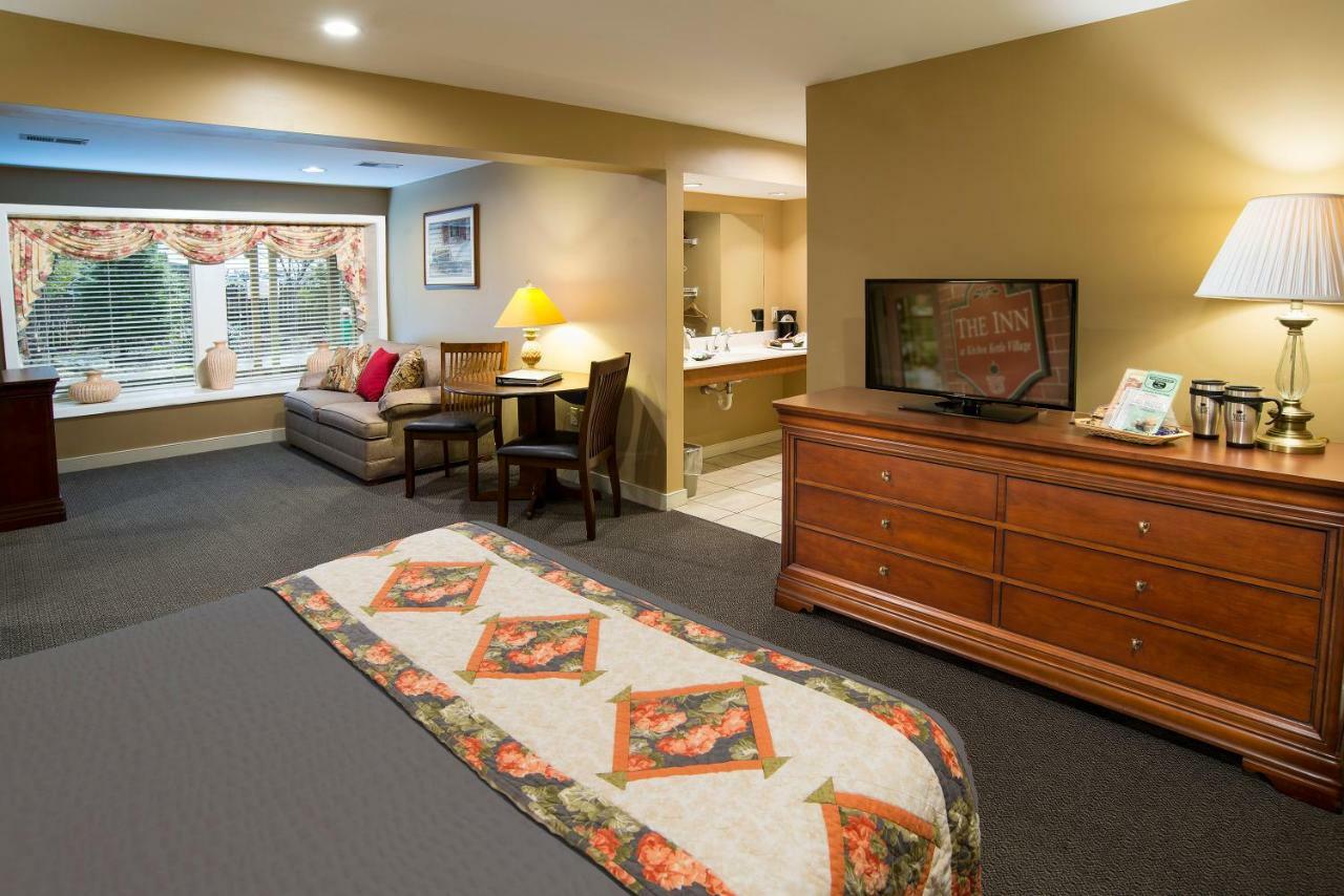 The At Kitchen Kettle Bed and breakfast